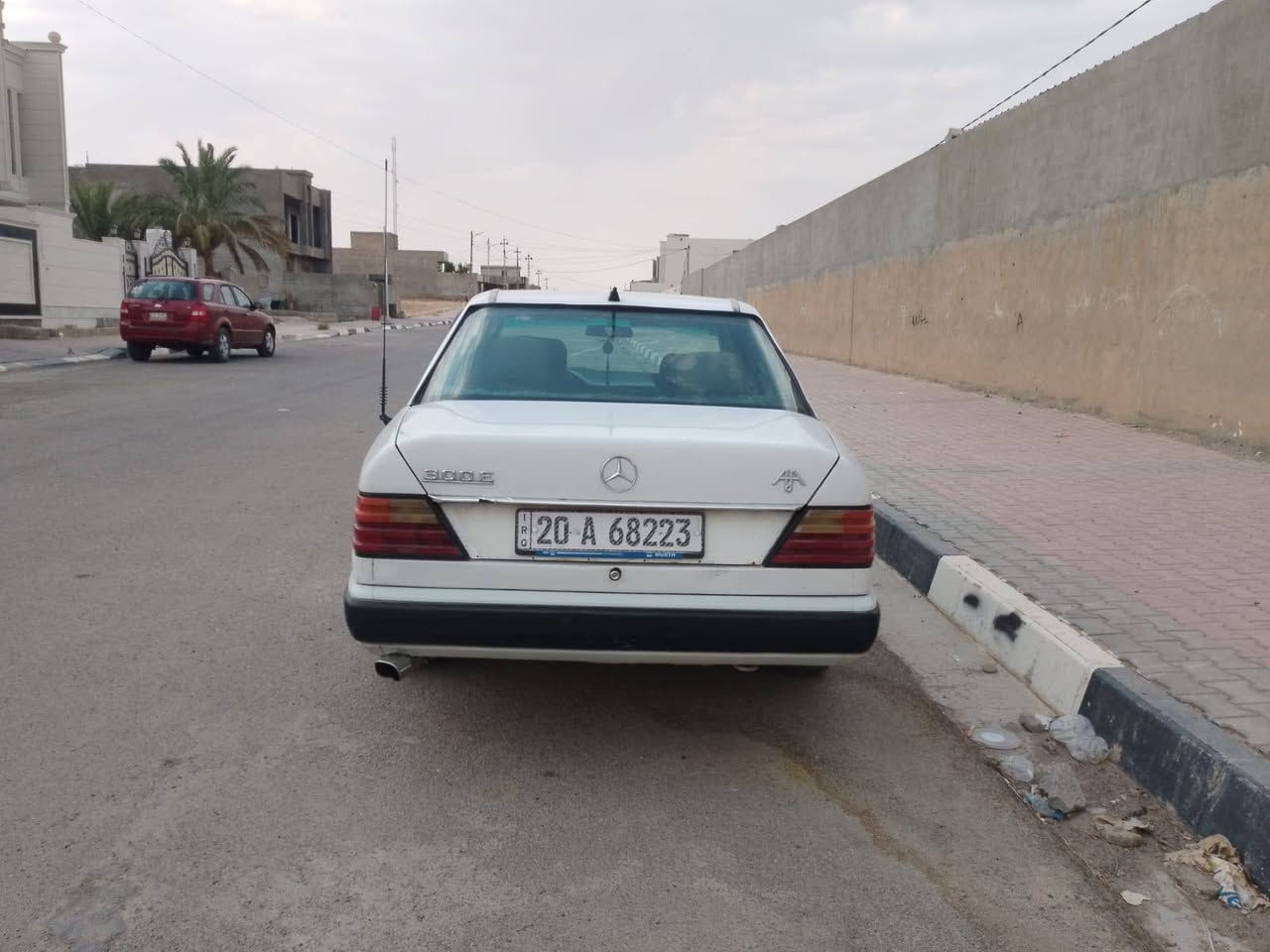السلام عليكم مارسدس للبيع موديل 90كير ومحرك بشرط بطه2500 تحويل وكالة قواعد دبلات ما طاكات تبريد وي سويج السياره مجهزه مال جني رقم ديالى صبغ حزام. الاتصال ع رقم خاص ما موجود ***********
