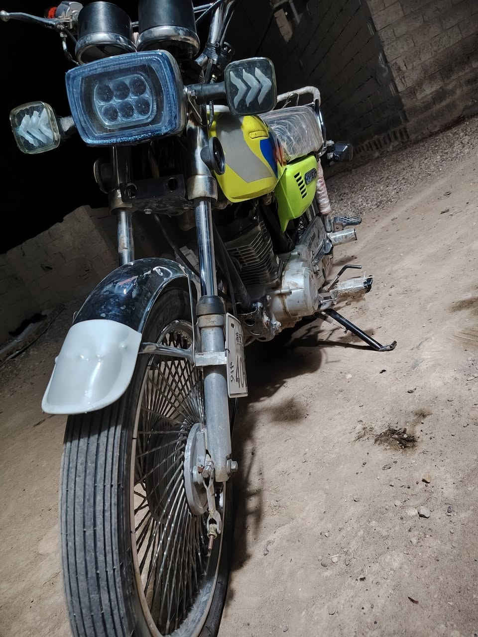 سلام وعليكم  تايكر موديل 20 ب300ونامه برو موديل 18ب300 للبيع او ذا اكو ستوته مراوس مكان سد حمرين ***********
