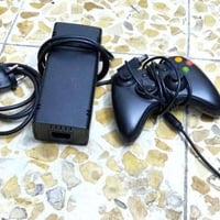 اكس بوكس 360 نظيف مستخدم شهر واحد كامل ملحقات بي هواي العب ومن ضمن هاي...