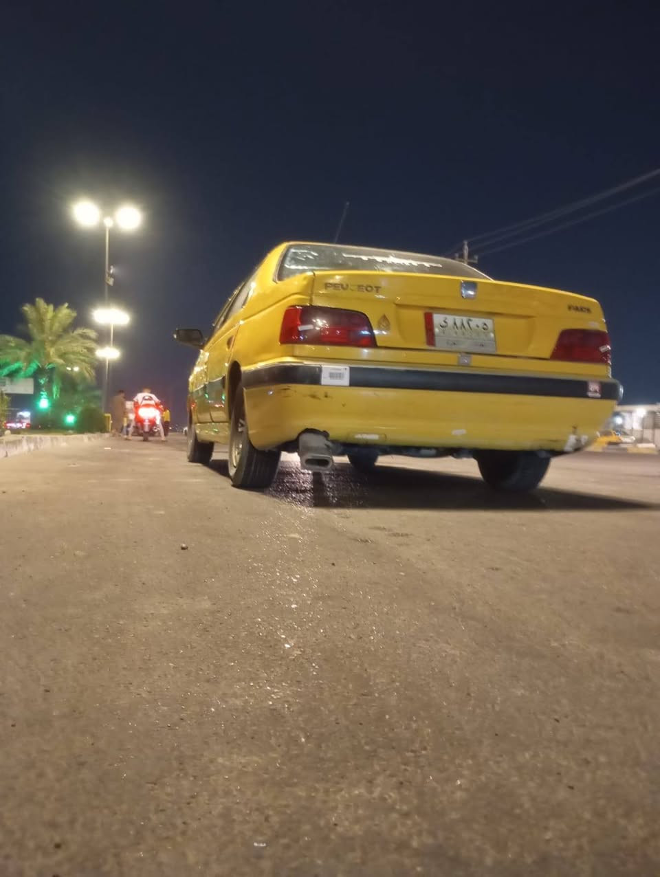 السلام وعليكم بيجو بارص موديل 13 سيارة كفالة عامه لا ضربة ولا صبغ بية جراد قليل 
محرك مكفول حدادية جديده تبريد شغال بية ملاحظات بصيطة رقم بغداد شرط التحويل السعر 31وبية مجال رقمي ***********
