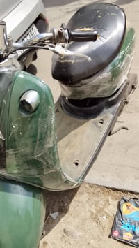 دراجه كلاسك نظيفه نقص باتري فقط سعرها 175 مكانها الشعب الواتساب 077132...