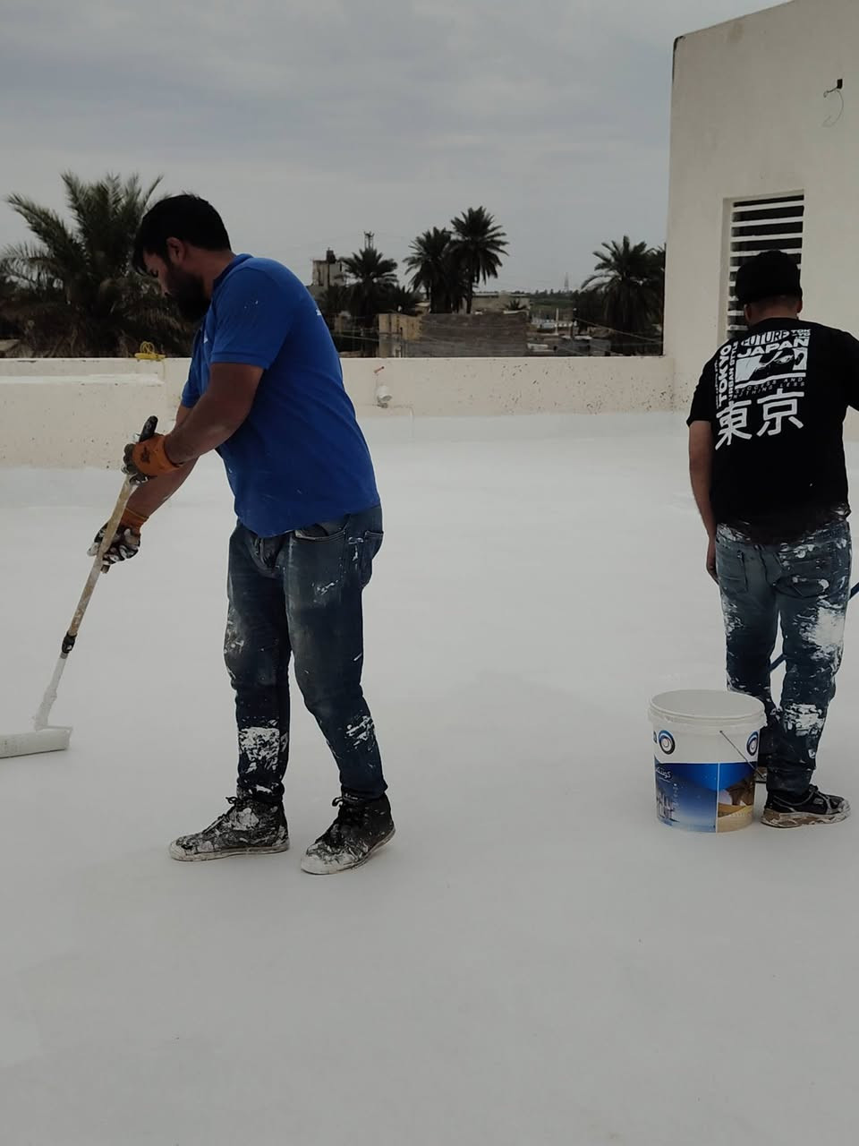احمِ منزلك مع همباروف الطلاء العازل للأسطح من همبل
التقلبات المناخية تشكّل تحدياً لأسطح المباني، لكن مع همباروف ستحصل على الحماية المثلى على مدار العام.
تم تصميم هذا الطلاء الأكريليك وفق أعلى المعايير الأوروبية ليمنحك عزل فائق ضد الرطوبة، الحرارة والمياه، ومقاومة عالية لتغيرات الطقس القاسية، وجودة طويلة الأمد تضمن راحة واستقراراً لسنوات.
اختر الجودة… اختر همباروف من همبل.

🛑الوكيل الحصري لشركة اصباغ همبل الدنماركية في ميسان - مجاور نقابة العمال -مقابل الجسر الجمهوري 
☎️***********
☎️***********1
#همبل  #همباروف 
#عازل #امطار #شتاء  #العماره 
@إشارة
