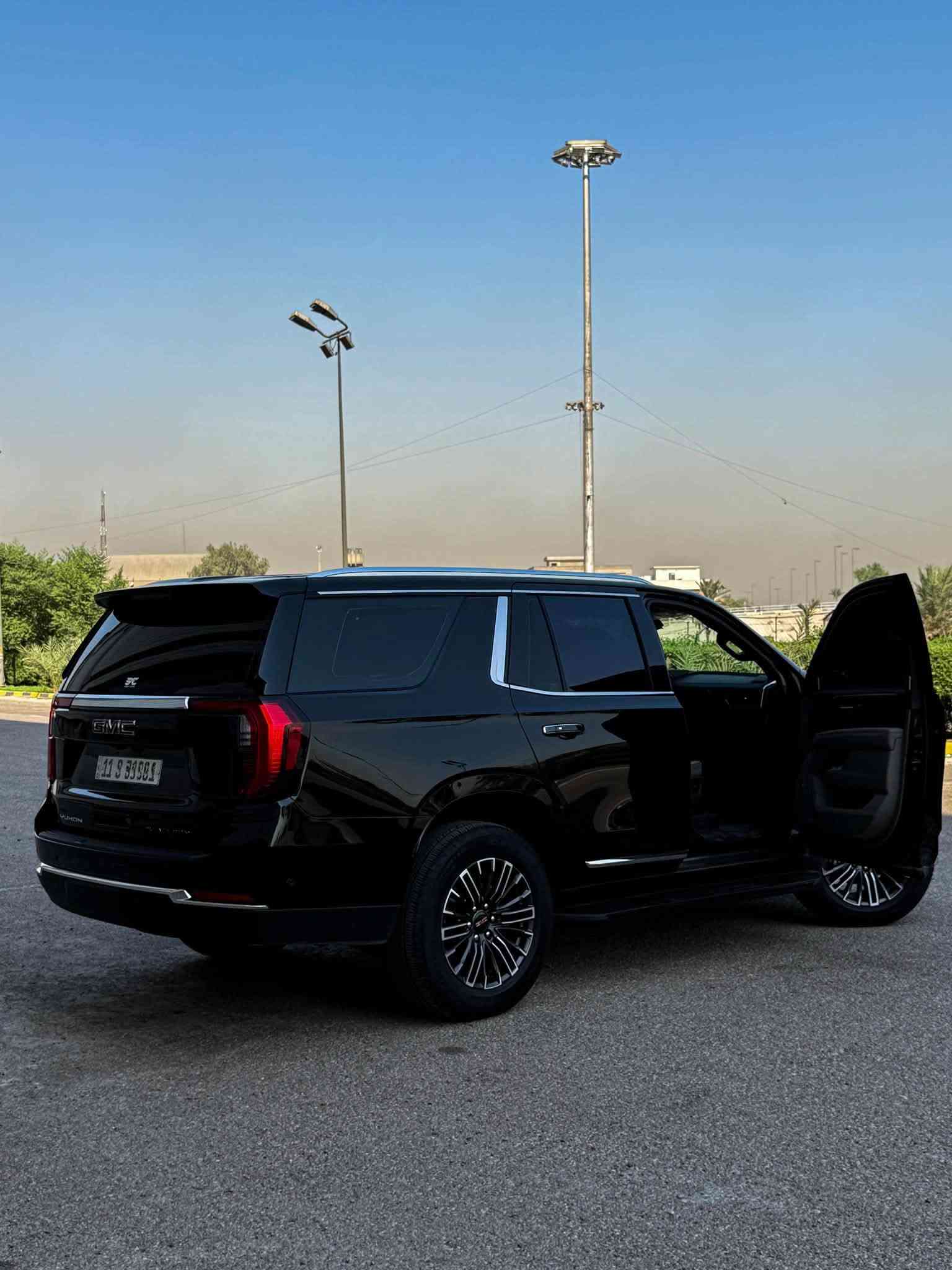 جمسي الفيشن 2026 
ضمان وكالة المنصور 
مغلفه ppf بلكامل 
ماشية 3000 (زيرو) 
كفالة من الصبغ والبارد والفتح والدبل كود 
رقم بغداد ورقمهه حلو مميز 
مكان السياره بغداد 
رقم الهاتف / واتساب ***********
