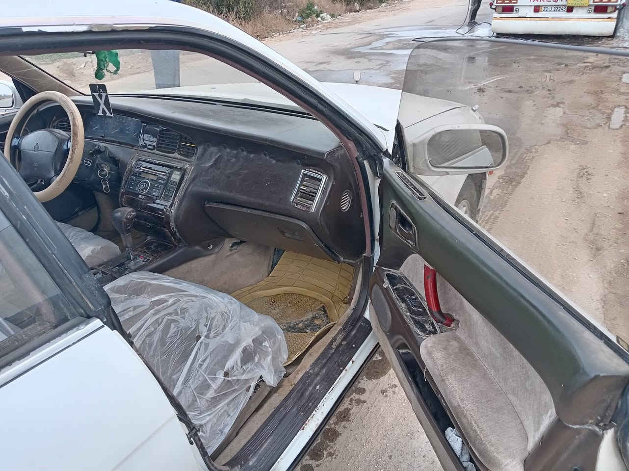 بطه متصل • ١٩٩٢ • رقم بابل