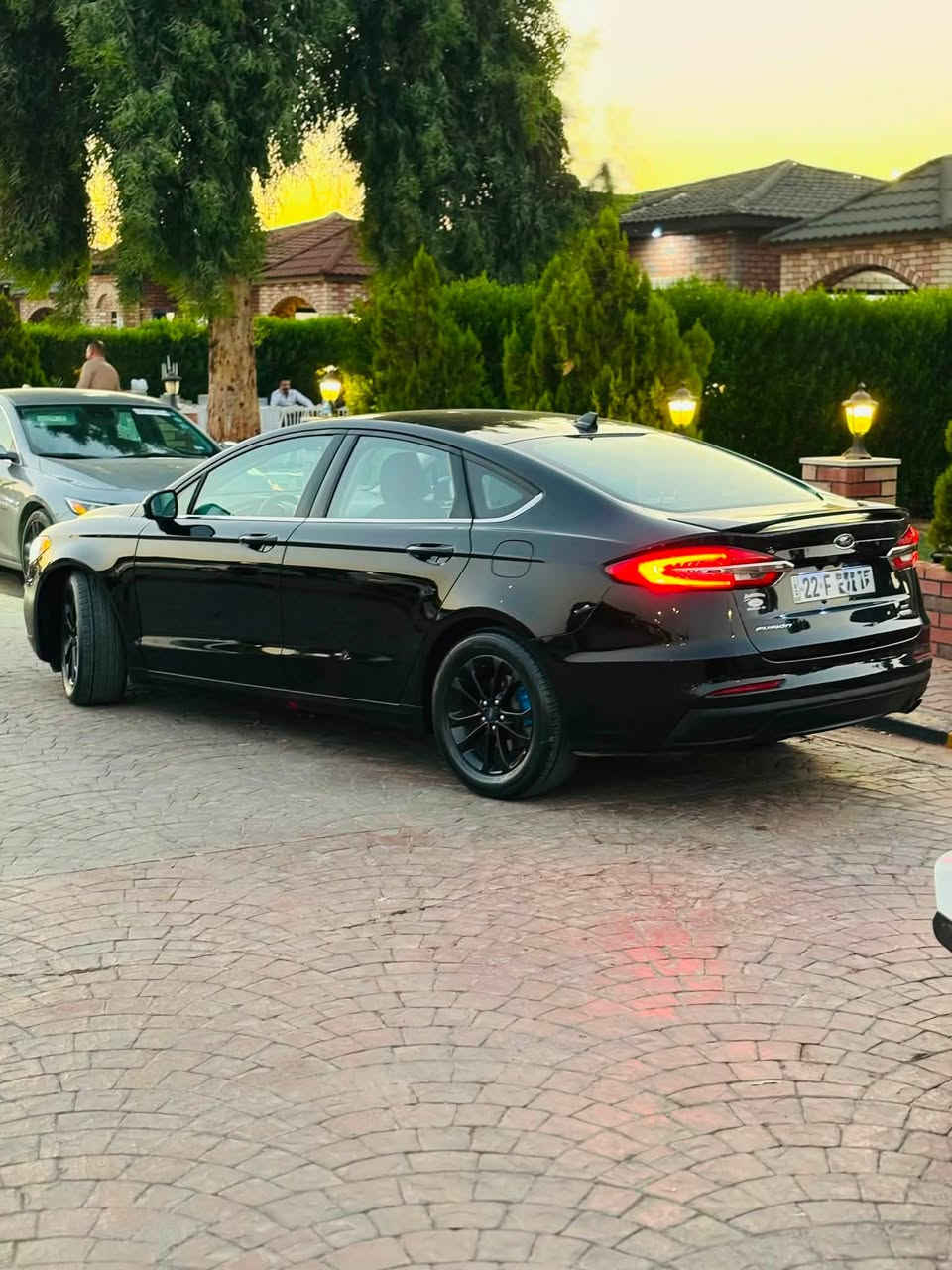 فورد فيوجن للبيع 🇺🇸

FORD FUSION 2020 / فورد فيوجن ٢٠٢٠ ✅

موديل : 2020 ✅

مواصفات السيارة : 👇🏻
SE ( ECO BOST ) ✅
تحكمات ستيرن 
تبريد قطعتين 
صندوق بصمة 
بصمة تشغيل 
( لايت زينون )
هاند بريك بصمة 
تحديد مسار 
رادار امامي + رادار خلفي 
رادارات جانبية ( نقاط عمياء ) 
++ باقي المواصفات المعروفة ✅

الضرر : مكانتين صبغ فقط على قد شبرين ( الباب خلف السائق + باب خلف النفر ) ‼️

ملاحظة : كوبون بانزين ( تبادل ) ✅

السيارة ماشية : 80,000km ✅

السعر 128 ومجال بسيط ✅

مكان السيارة : موصل الجانب الأيسر ✅

للأستفسار : 👇🏻
*********** ✅
*********** ✅
