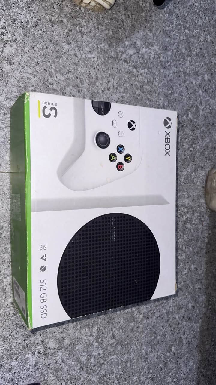 🔥 للبيع | Xbox Series S + UPS 🔥
🎮 Xbox Series S
• 512GB SSD

• يد تحكم أصلية

• بطارية قابلة للشحن مخصصة ليد Xbox

• نظيف وحالة ممتازة

⚡ UPS Star Power (بطارية جديدة)

• 1500VA

• نظام ECO Power

💰 السعر: 415,000 دينار عراقي

📍 المكان: ديالى او بغداد 

📩 للاستفسار والتفاصيل: واتساب 

***********
