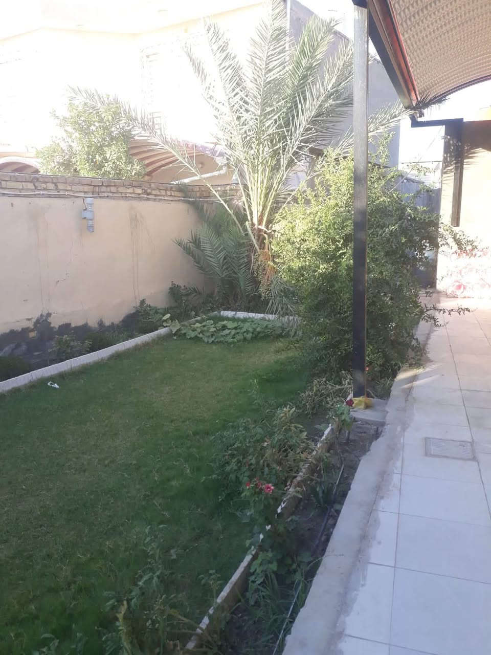 دار للبيع مساحة 680م سند 25
طابق واحد بناء مرتب وحديقه وكراج 
خدمات كامله
يحتوي على 
غرف نوم عدد2
استقبال
كلدور
مطبخ
مجمع صحي عدد3
الموقع//البكرلي الثالثه خلف مرقد حسن ابن الكاظم ع
للاستفسار الاتصال على الرقم
***********
