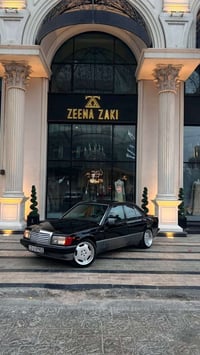 مكينة v6 • جير عادي • جنوط AMG