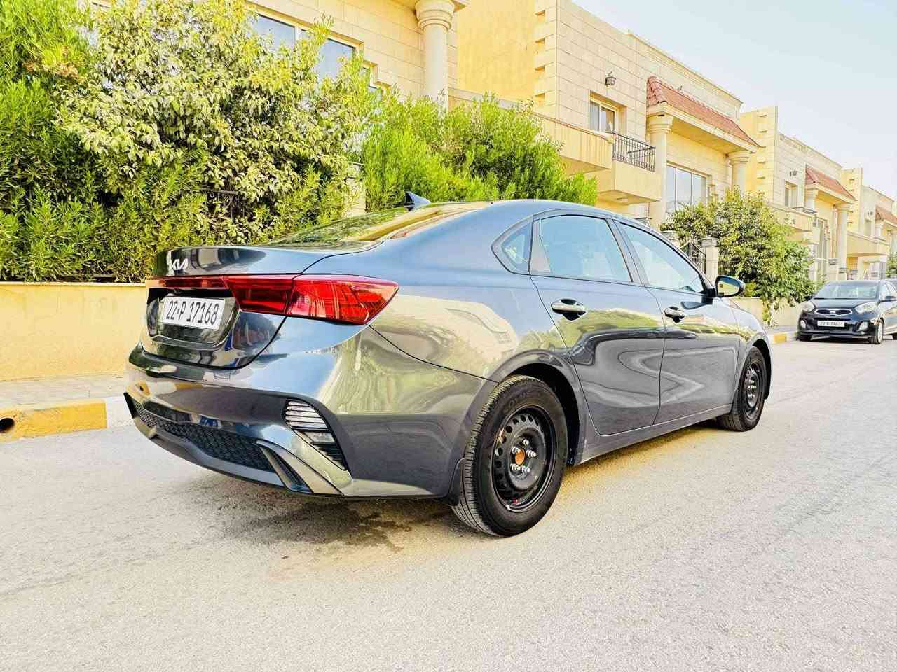 كيا فورتي للبيع موديل ٢٠٢٣ وارد امريكي حادث كلش بصيط سياره كلش نضيفه السعر ١٥٠  وبيها مجال مكان بغداد رقم ***********
