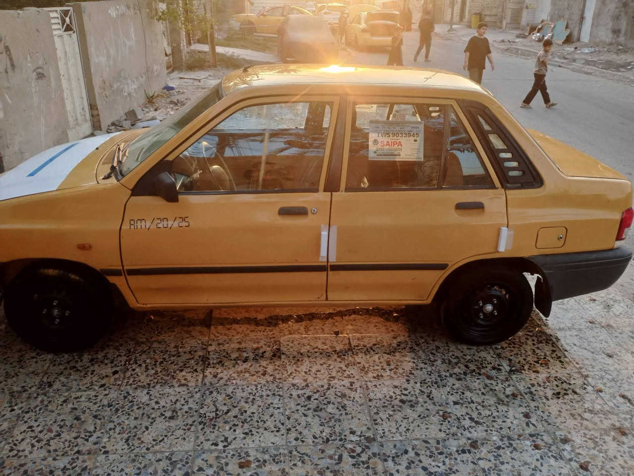 سايبه موديل 14 مصفره هيئه وغرامات تحويل مباشر مكينه وكير خير من الله شواصي انظاف  مكان السياره بغداد الشعب حي اور السعر 26 بيهه مجال حك الجيه ***********
