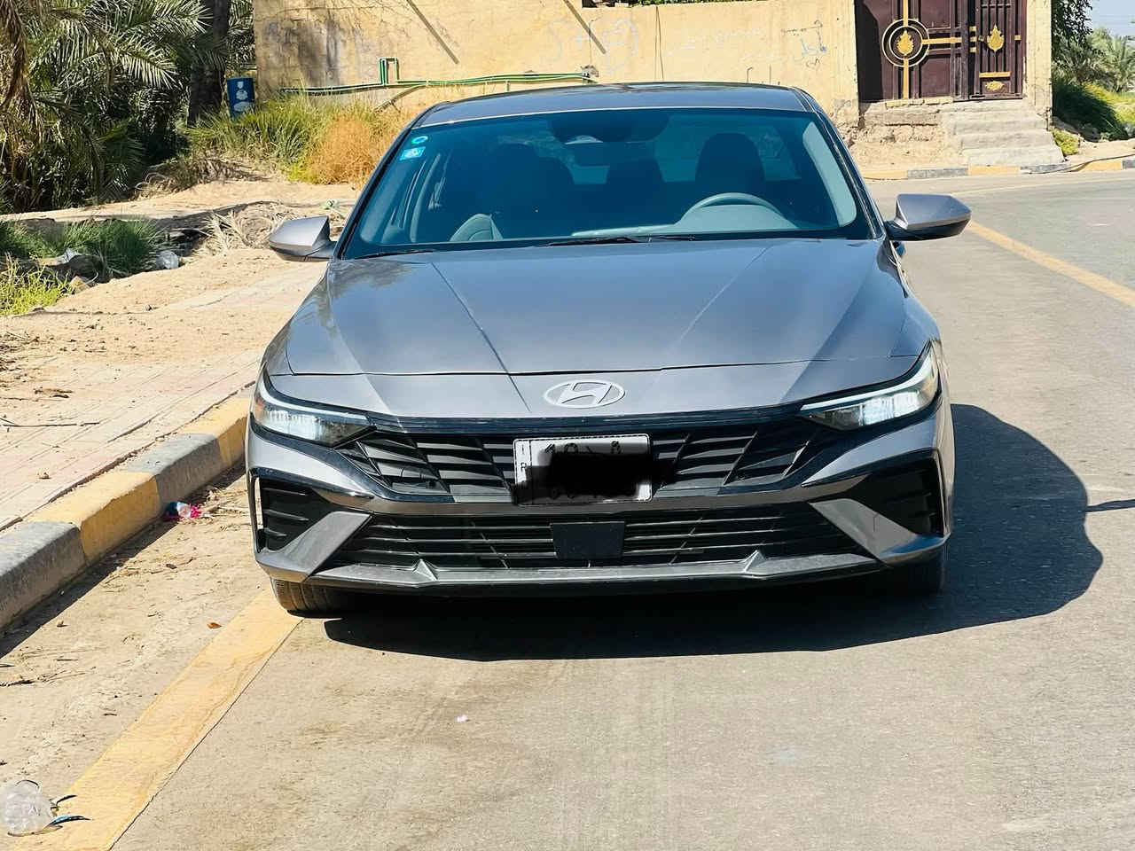 السلام عليكم
الانترا للبيع موديل ٢٠٢٤ امريكي
ضرهه فقط الباب السدر مصبوغ من امريكه وخشم البنيد بارد قليل تقريب شبر 
مكينه ٢٠٠٠  المرغوب السياره بعده جديده ماشيه ٢٥ الف زيرو 
بصمه  تشغيل عن بعد بصمه ابواب 
السياره جاهزه مال جناي سعره مناسب 
رقمه كربلاء بسمي تحويل ثاني يوم 
لمعرفه السعر الاتصال عل رقم وتدلل ***********

