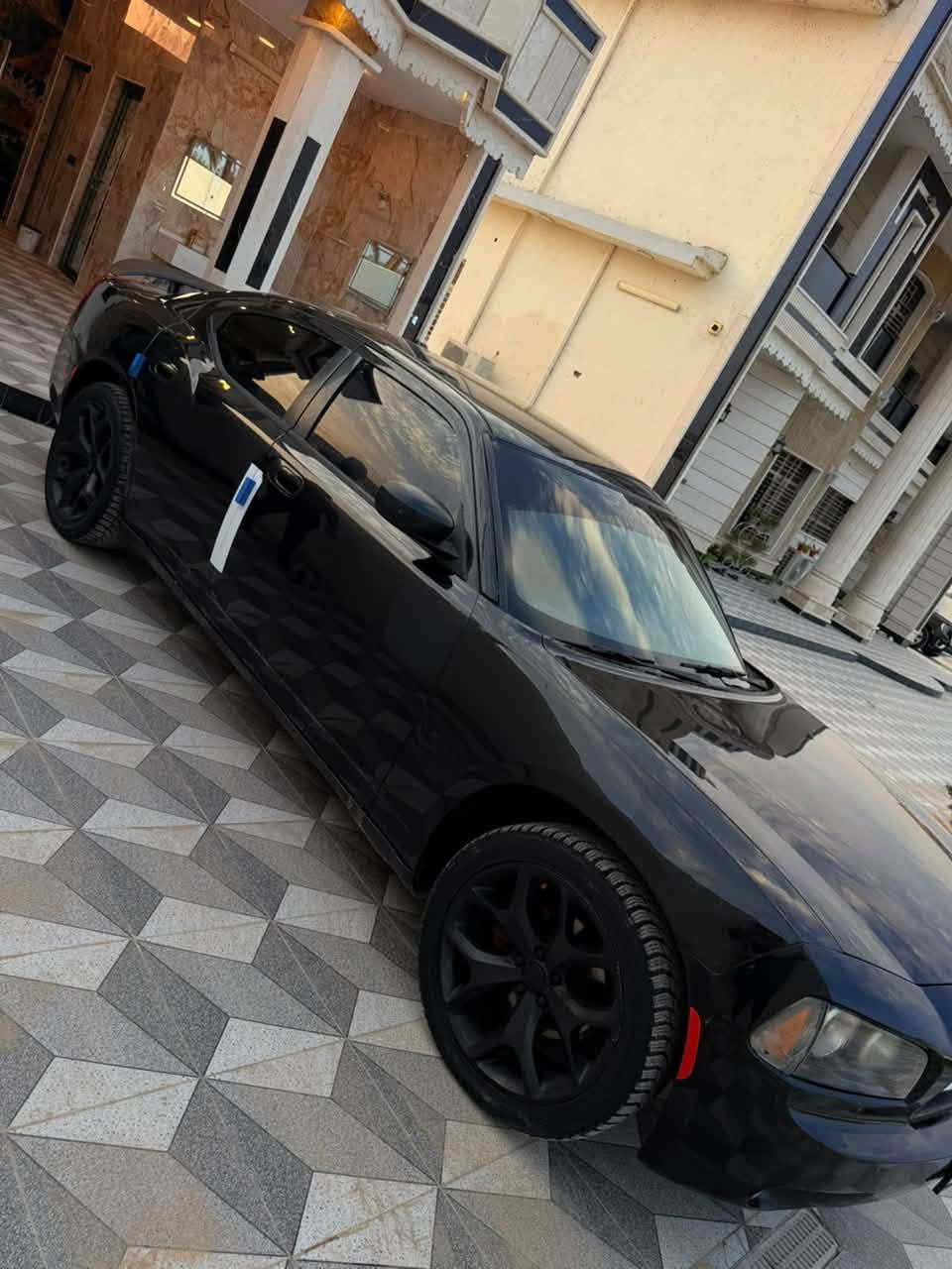 دودج تشارجر SXT • ٢٠٠٨ • ١٨٣ الف