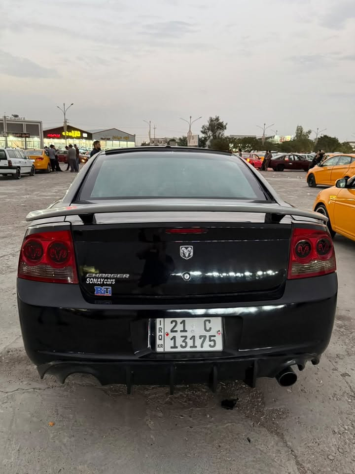 دودج تشارجر SXT • ٢٠٠٧ • صبغ عام