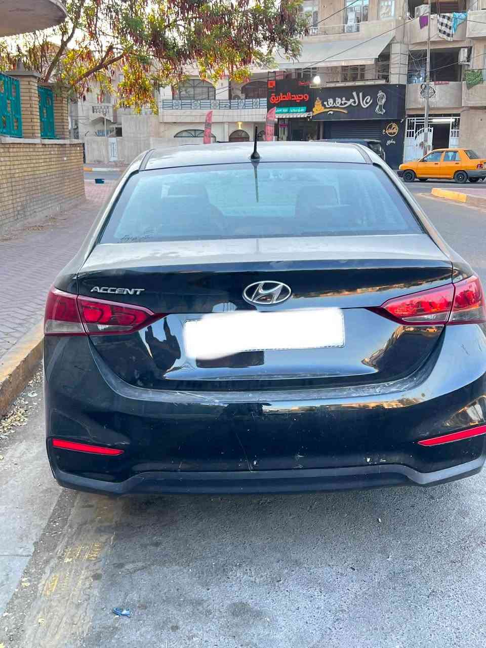 اكسنت للبيع موديل  2022 امريكي  رقم بغداد باسمي صبغ بنيد فقط والجاملغات بارد
المواصفات 
شاشه 
كامرة دوارة 
مانع انزلاق 
لايت زينون 
السعر 105 وبيها مجال 
مكاني بغداد الاعظمية 
للاستفسار ***********
