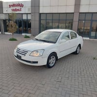 شيري ايكو • موديل ٢٠١٠ • كاميرا وشاشة