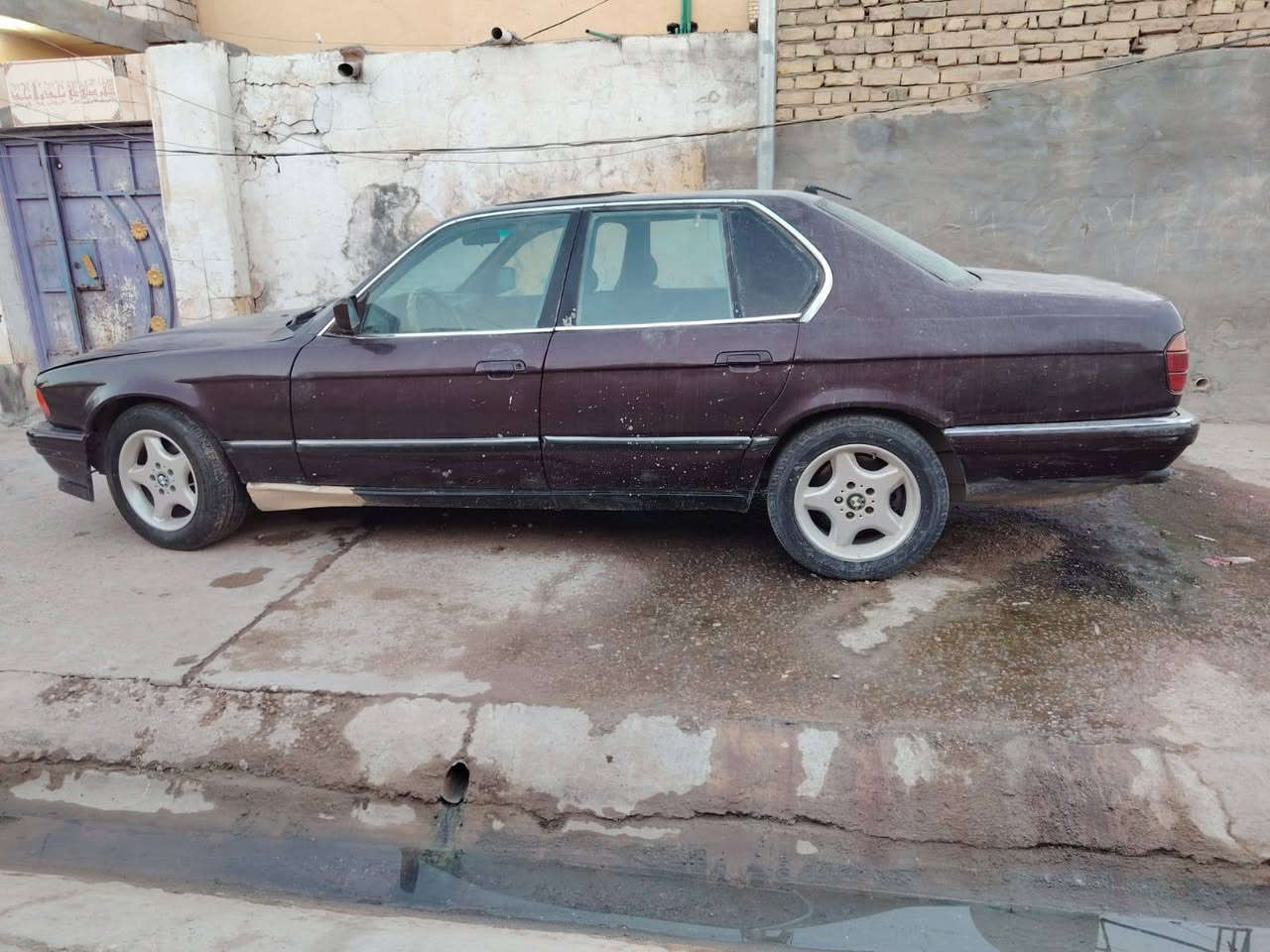 بي ام دبليو 1991  الون  احمر عنابي الحجم 730
رقم دولي بسمي. السعر 35 أو بيه مجال 

مكينه  525 دبل فانوس  حاويه 

حدايه جديد   تخم تأير نص عمر 

باتري جديد  سلف جديد.  كهربائات كله شغله  تبريد عايزله بس غاز  

هزه جديده 

العنوان . بابل القاسم 

الاستفار الاتصال***********
