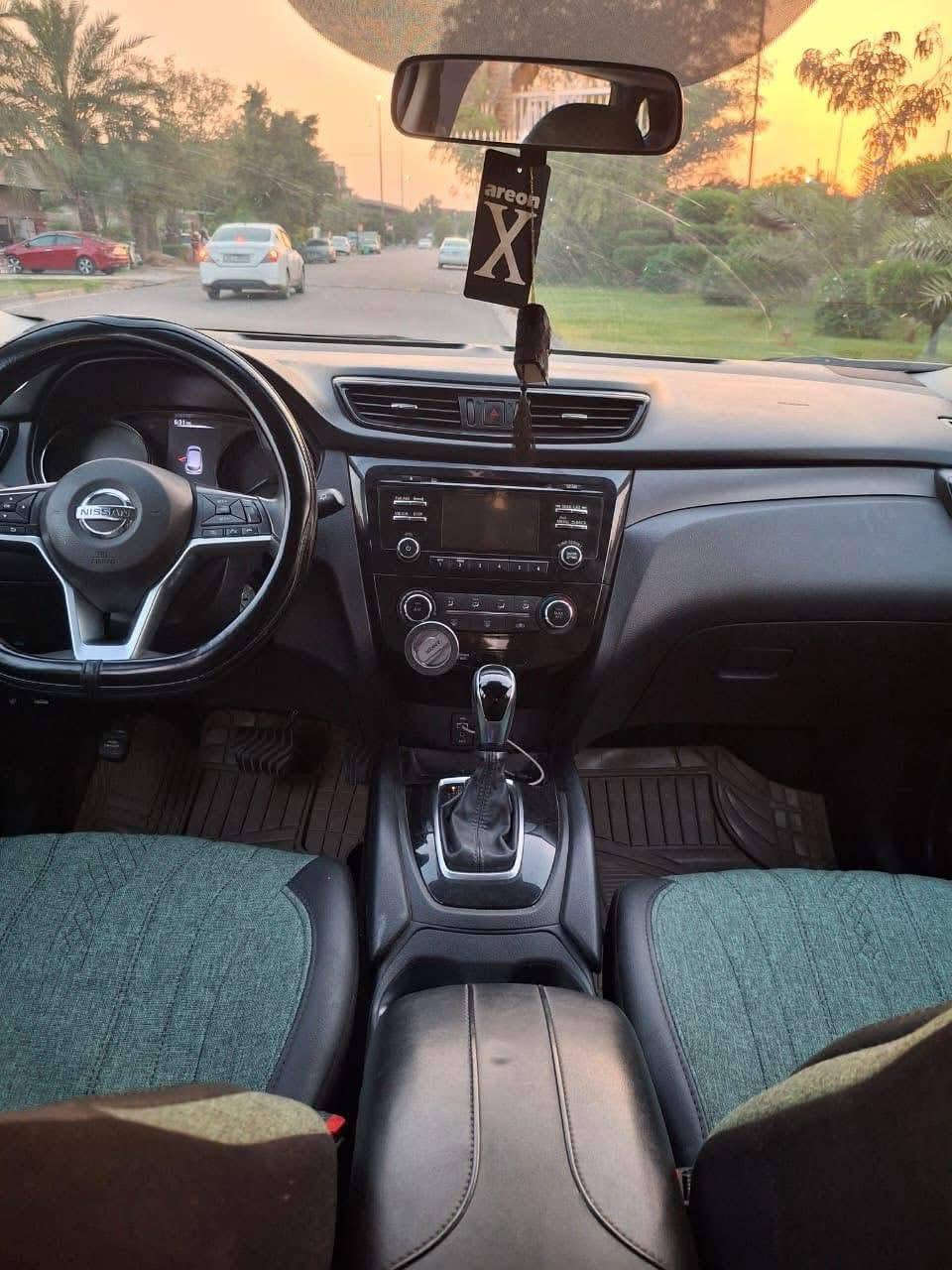 نيسان روج • ٢٠١٧ • ٧ راكب