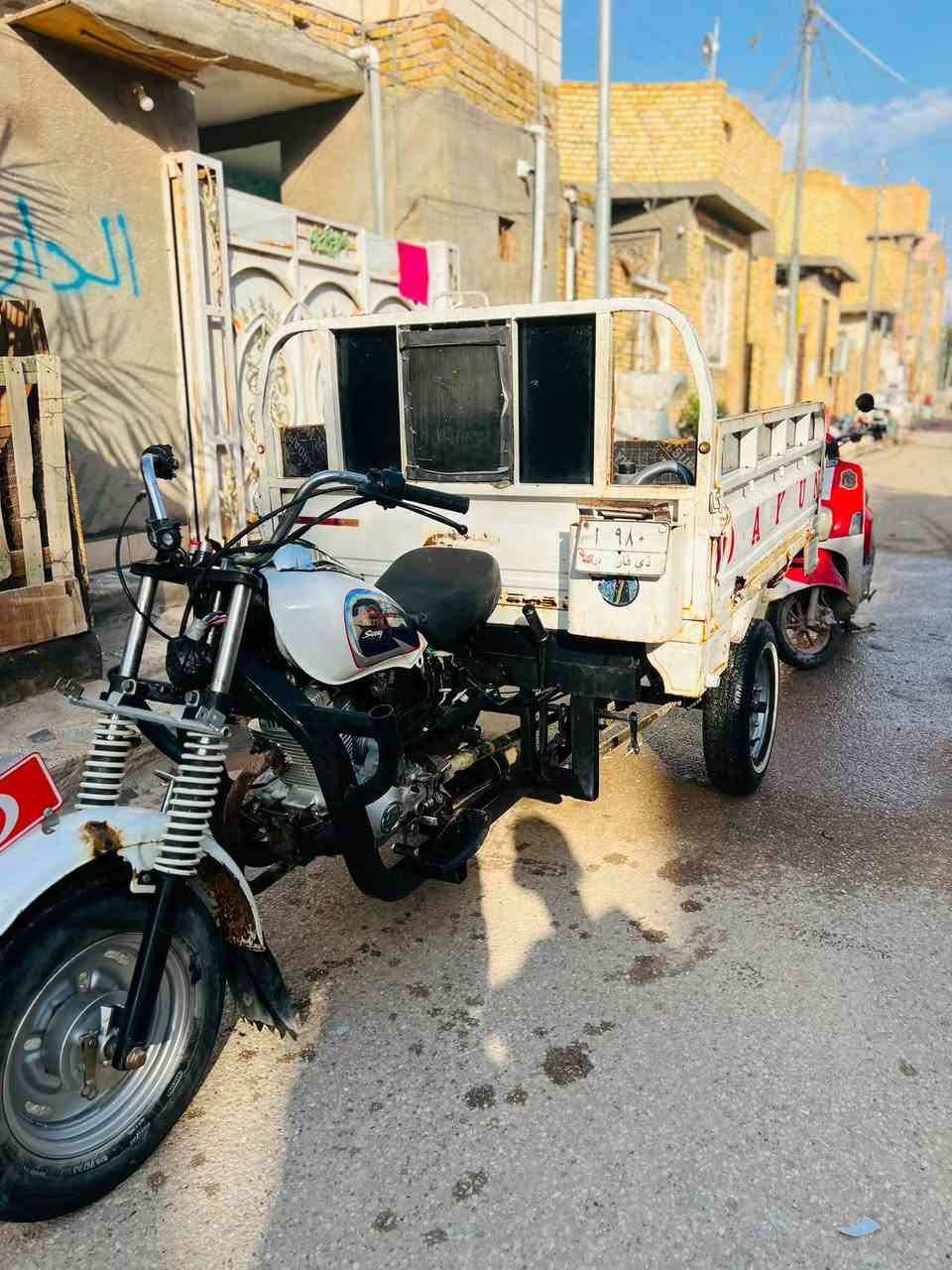السلام عليكم ستوته للبيع موديل 13 مرقم وجهازه ستوته توه معمره  نضيفه ماعوزه شي بس صدره تعبان شويه سعره مليون ونص وبيه مجال ***********
