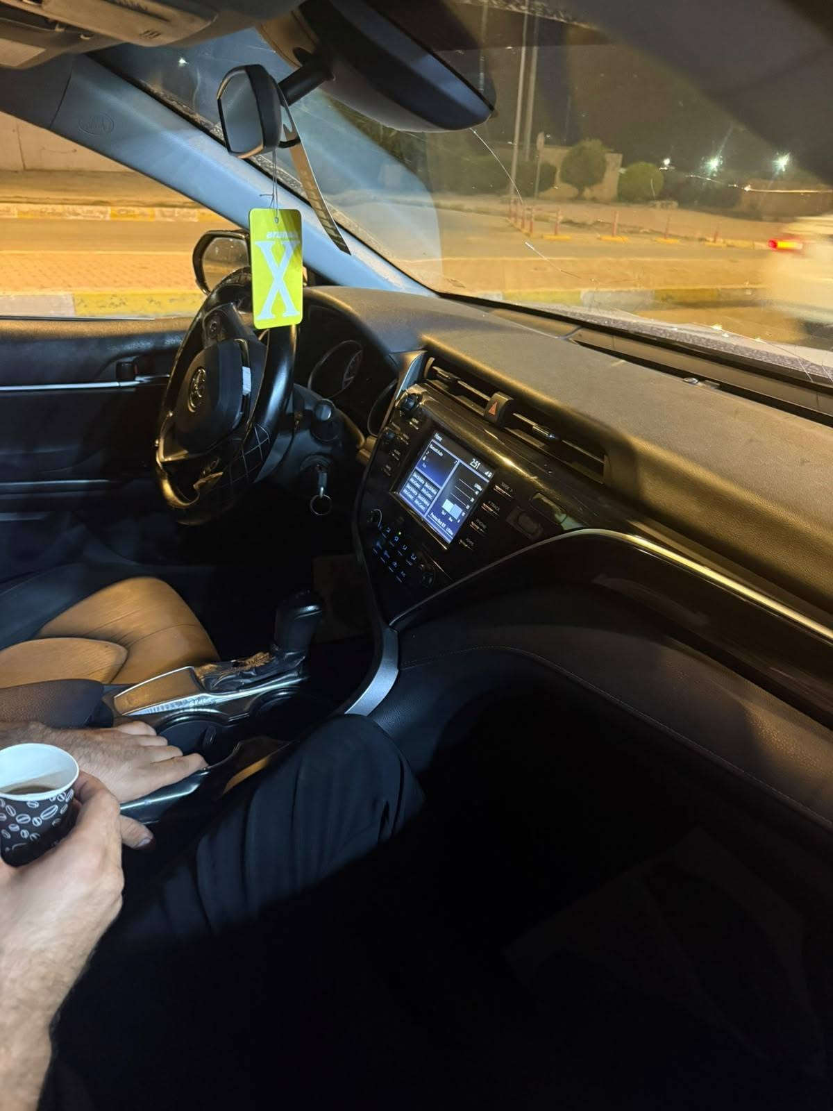 كامري LE • ٢٠١٨ • ضرر بالشاصي