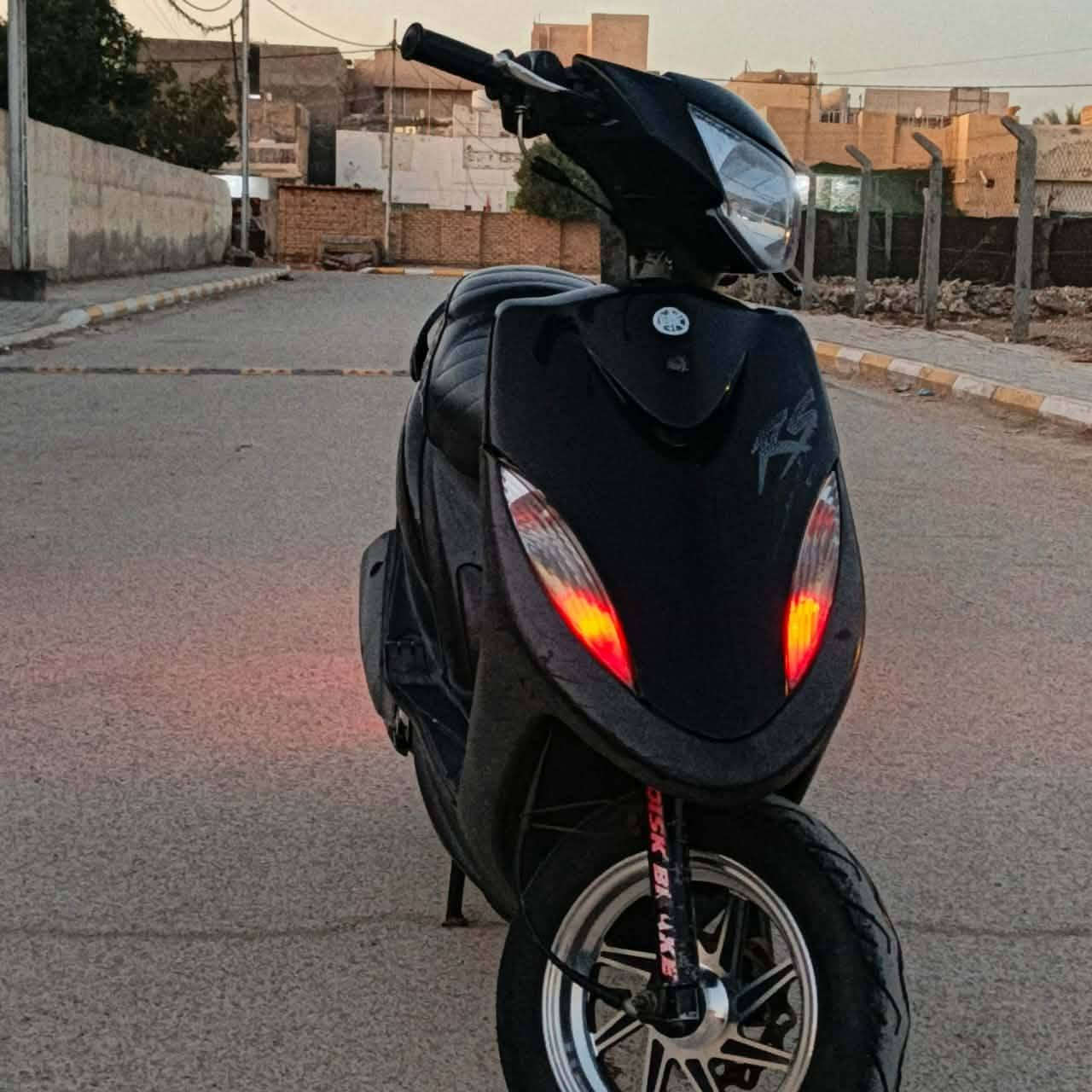 دراجه للبيع ماكس عدله ممفتوحه دراجه خير من الله سلف هندر مكان كوت داموك سعر 650بيه مجال للستفسار على هاذه رقم ***********
