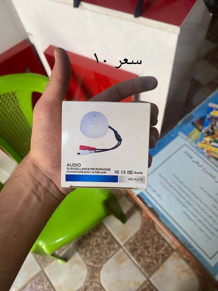 تصفيه محل بيع مستعجل
***********
بيع جملة فقط

نص مكتوب في الصور:
- سعر ٢
- عددد ١٠ بسعر كلي ١٠٠
- عدد ٢
- سعر ٣
- سعر ١٠