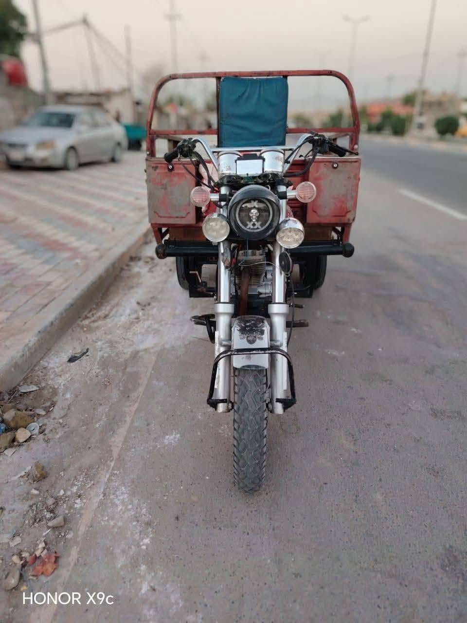 سلام عليكم ستوته للبيع موديل2014 محرك2018 ستوته بلادي اوراق أصولي شاصي وركبه مكفولات كهربائيات شغاله عنوان كربلاء الرقم***********
