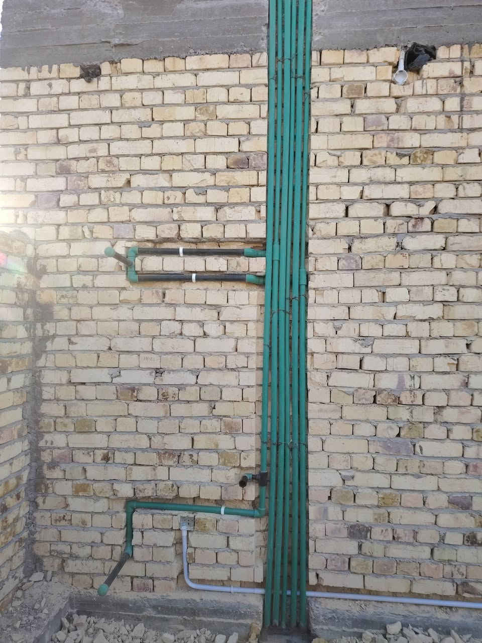 السلام عليكم
سباك شغل درجه اول 
استلام مهندس  
***********  📞
