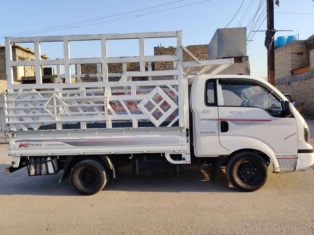 كيا حمل موديل 2017 كيرمحرك اكسل كفاله تدفئه تبريد شغال تخم تاير صدرجديد سياره بسمي تحويل مباشر  العنوان بغداد السعر 115 بيهه مجال للاستفسار ***********
