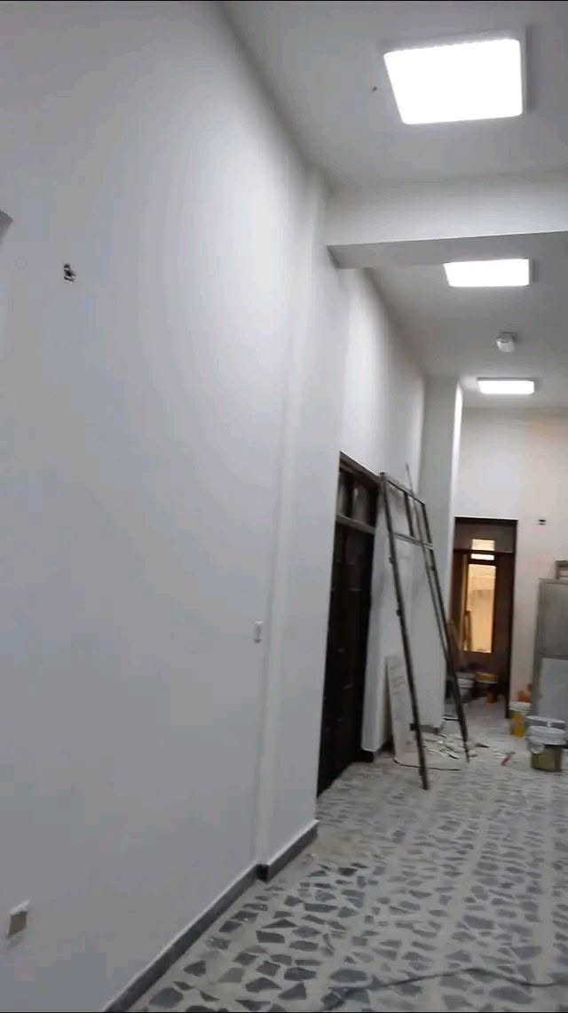 عرض خاص  صبغ الغرفه مواد وعمل 150 الف يشمل العرض تصليحات البسيطه من الفطور واثار البسامير للتواصل خاص 
***********
