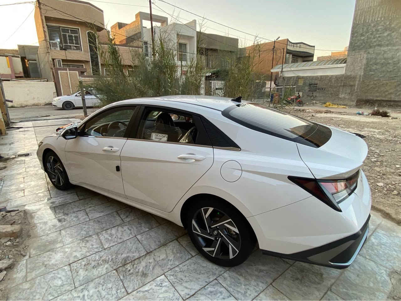 السلام عليم الانترا2025 للبيع

المحرك 1500 دبل نوزل دوش

فول مواصفات 

بيه ملاحظات مصورهن فديو 

فتحه بصمه 

بصمه أبواب 

عند الاقتراب 

بيه ملاحظات بسيطه 

كاميرا خلفية دوارة

حساس امامي

حساس خلفي

فتح الجنطة تلقائيا عند الاقتراب

فتح الجامة بالبصمة

تبريد قطعتين

وضعيات قيادة ايكو/ نورمل /سبورت /سمارت

لشنات جلد اسود

نرحيب عند الاقتراب تفتح المري وحدها

المري شفط تلقائي

اشاير بل مريا

منافذ شحن

هاند بريك كهربائي

اوتو هولد

جامة السايق اوتو تصعد وتنزل تلقائياً

إطفا وتشغيل الحساسات

شبت سرعه

مانع انزلاق 

شاشة دجتل

الستيرن رياضي حرف D

مكان السيارة : بابل باسم شركه شوره ( تريد تحويل وكاله 

السعر :١٤٣ وبيها مجال

الرقم ***********

غير متواجد ع فيس فقط واتساب حلة, بابل
