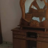 غرفة • مستعملة • للبيع