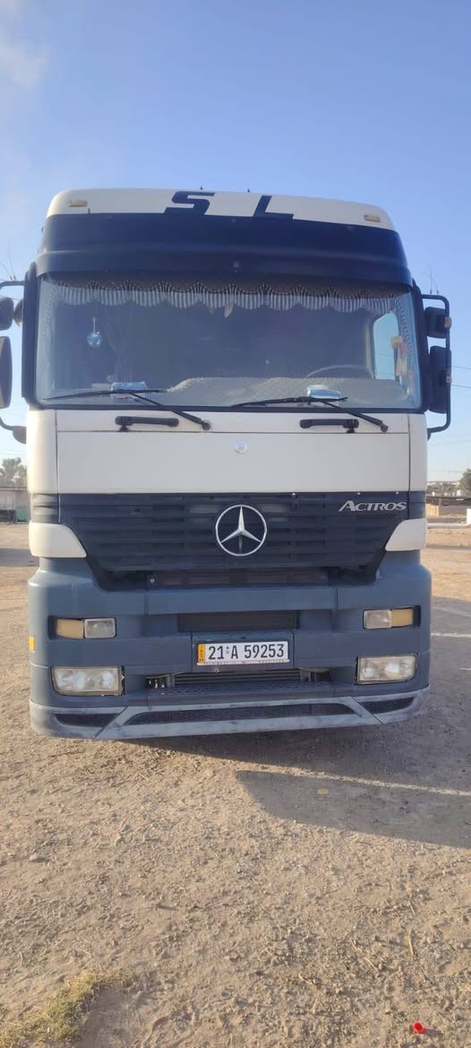 سلام عليكم 
ميكا سبيست 2002 
كير محرك نضيف رتايدر سنوية جديده لل2031 
تبريد شغال تانكي دبل تاير...بس بدون تاير ويل 
مكانها موصل سعر260 وبي مجال للاستفسار *********** بي وتساب
