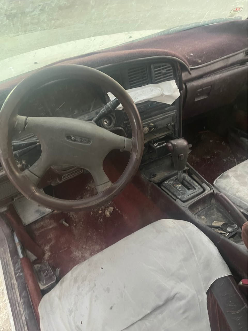 سلام عليكم كروسيده بل بصره ايسر بلاد رقم ذي قار شرط التحويل السياره شوف العين عوزها ترتيبات بجمها موجود نقص بس لايتات  كفاله كص ونقل مكينه وكير ونجي البصره شط العرب رقمي ***********  خابرني بس كون شراي رايدها ب30  وبيها مجال بصيط البصرة, العراق
