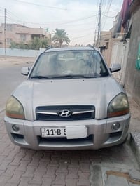 توسان ٢٠٠٩ • ٢٧٠٠ سي سي • بدون حادث