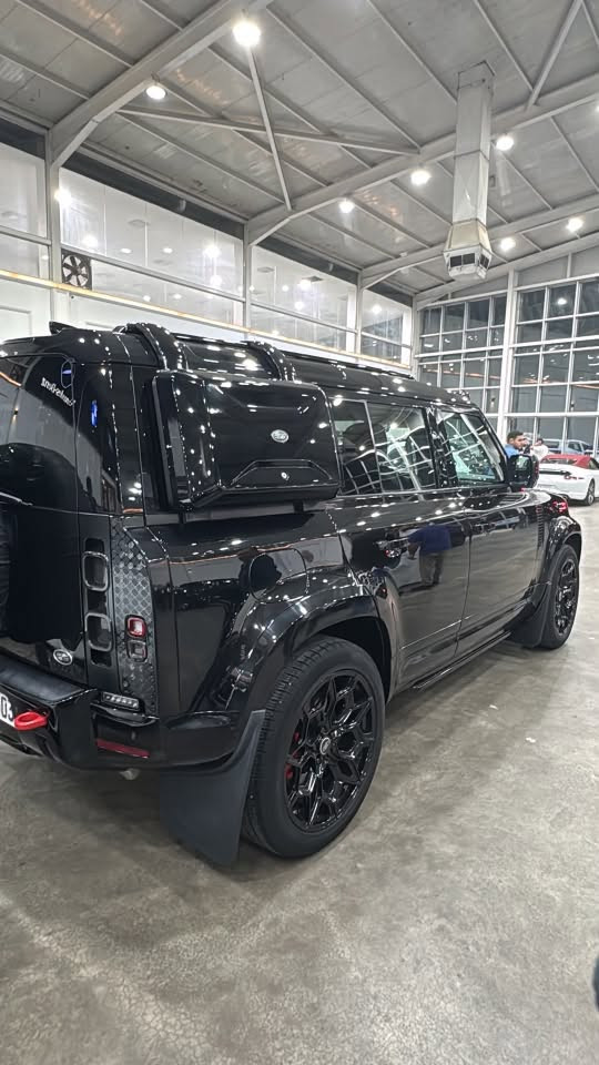 ديفندر P400 • ٢٠٢٠ • ٥٠ الف كم