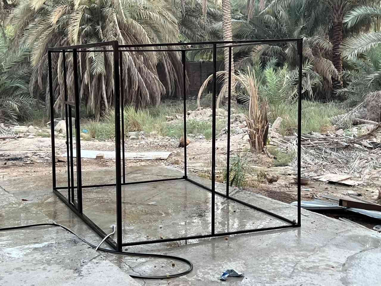 السلام علكيم قفص للبيع سعره150 وبي مجال حديد ارتفاع 2وعرضً2x2وطولً3x3الكلي 10متر
مكاني بابل دبله ‭***********‬
