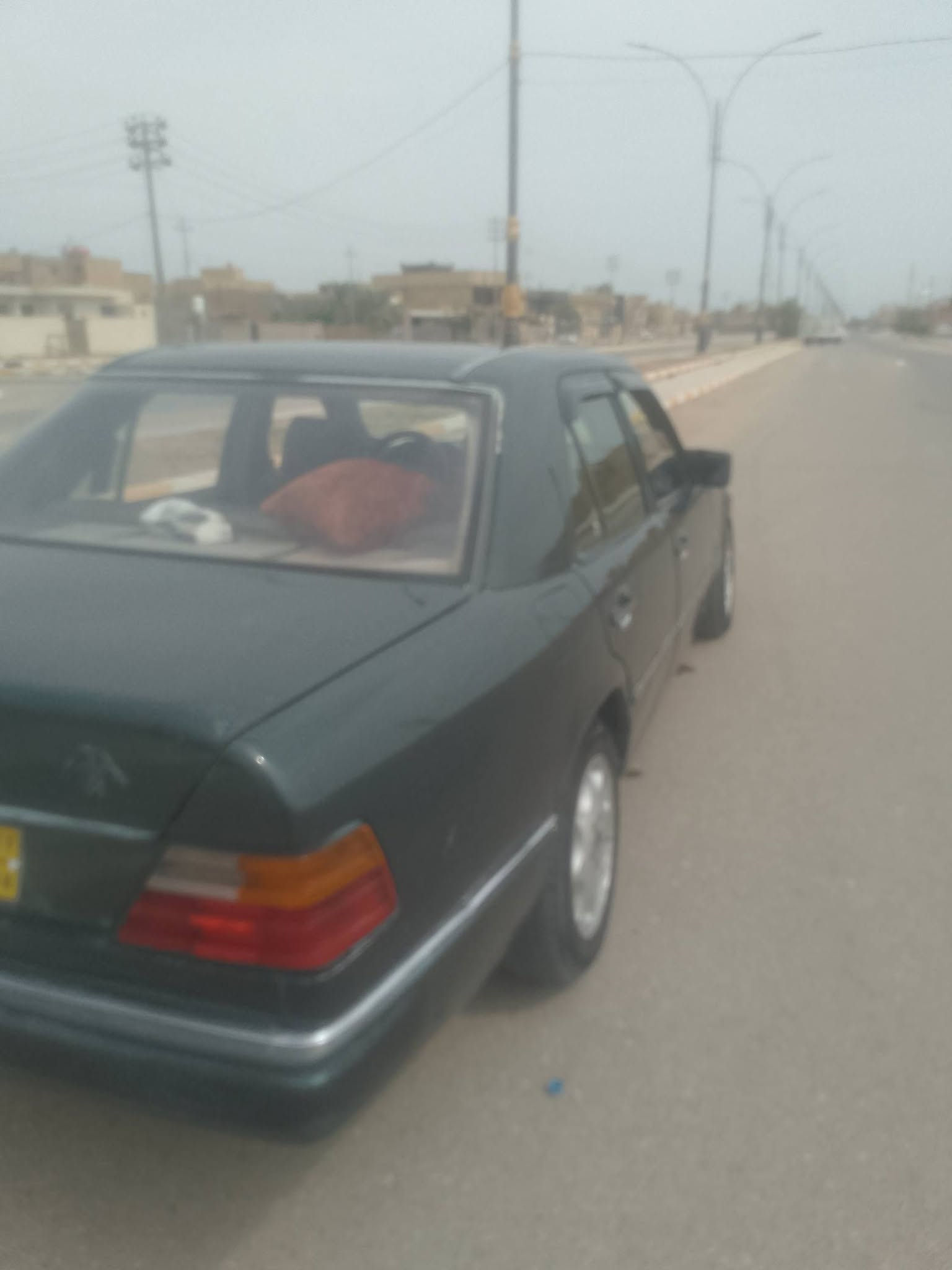 السلام عليكم مرسيدس دب s300مديل 1985محدث 92مكينه وكير فيفتي جدد حداديه امامي جديد تخم تاير جديد اكسن كامل جديد السياره مصبوغه عام القواعد الخلفيه مابيهن شي الامامي وحده معمره رقم كربلاء سنويه ما منتهيه  لون زيتوني رقم الشرعي كورك ونغلق عنوانه موجود ابيع هيج مكفوله سرقه وطلب السياره حلوه مال جناي  مكان ناصريه بيع فقط نقد.   تفاصيل كله مذكوره ***********السعر 28.   تفيدك تعال خاص ماتفيدك ادعيلنه بلرزق
