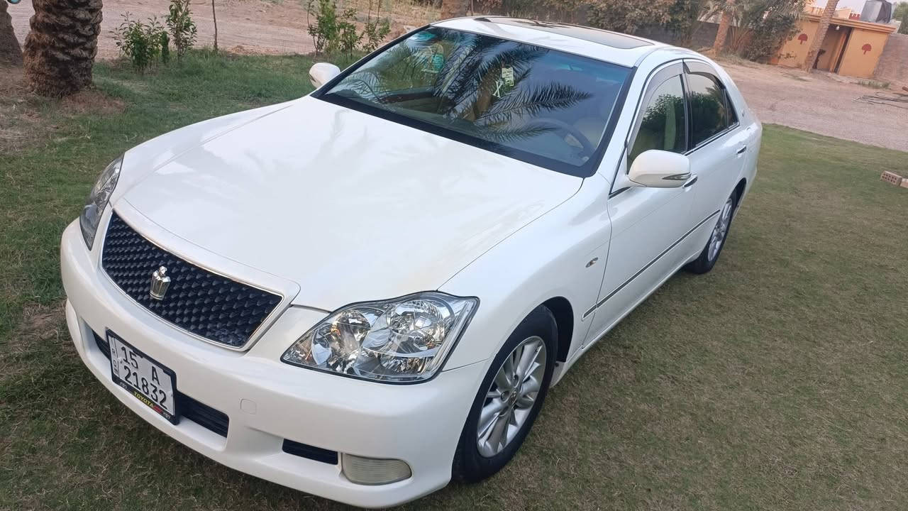 السلام عليكم شاهين موديل 2005 قرار102بسمي تحويل ثاني يوم مكفوله من الكص رقم انبار مكان السياره الكرمه 
قماره فتحه 
داخل بيجي
الكشنات جلد 
الكشنات الاربعه كهرباء 
ثلاجه
تبريد ثلاث قطع
ثلاث بردات 
تحكم ستيرن 
مثبت سرعه 
محفز 
امري شفط اشاير 
حجر صالنصه 
شاصي 82 للاتصال ***********
