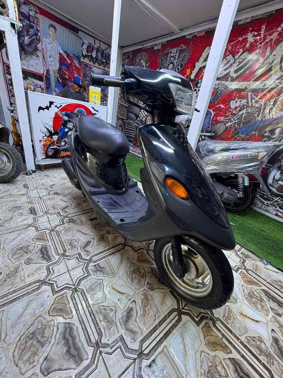 للبيع دراجة بيجي نكرة سلف
مكينة شرط ما مفتوح كفرات اصلي 
كهربائيات شغاله دبلات امامي خلفي شغال 
السعر مناسب رقم صاحب الدراجة 

‭***********‬
