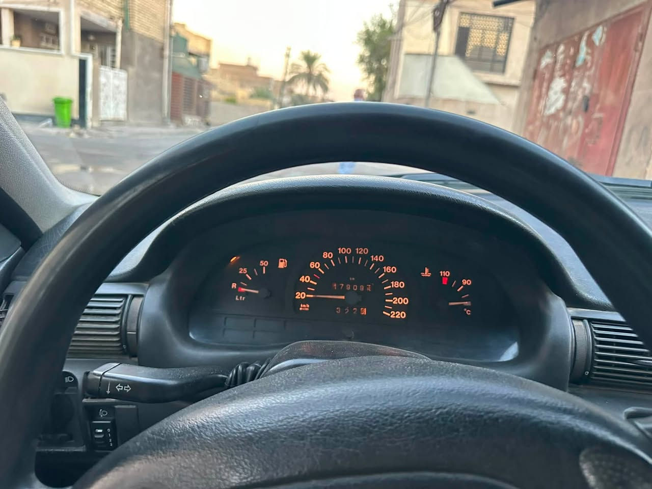 السلام عليكم أوبل استرا  استيشن للبيع موديل 1994 تبريد مكينه بيها تبخير العنوان بغداد الجديد 
رقم الهاتف ***********
