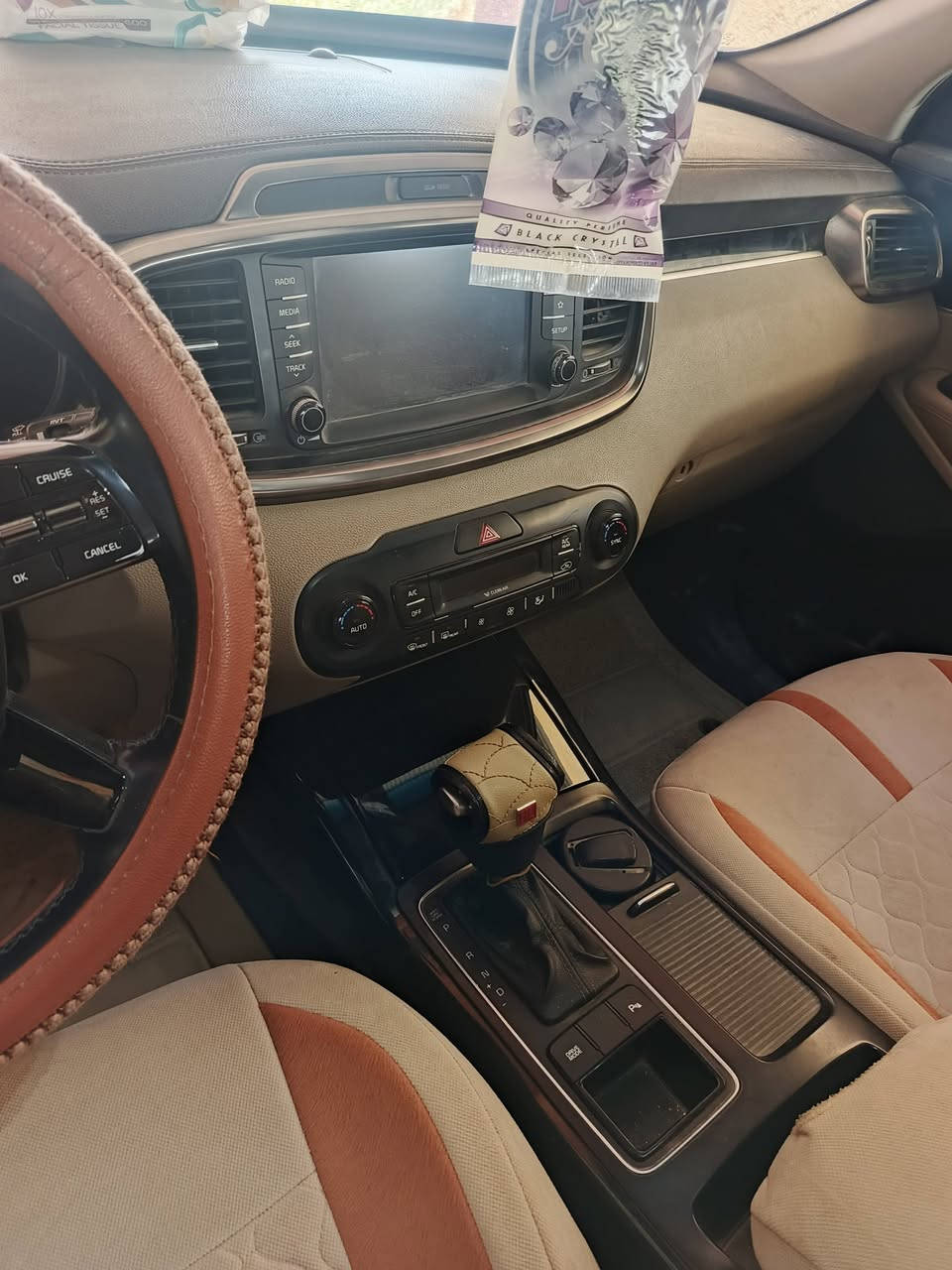 سورنتو 2020للبيع فول مواصفات بيه صبغ ٣ قطع من دون دواخل للاستفسار ***********
