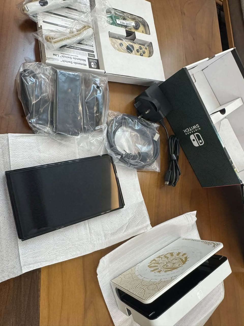 نينتندو سويتش OLED • نسخة زيلدا • سانديسك ٥١٢جيجا