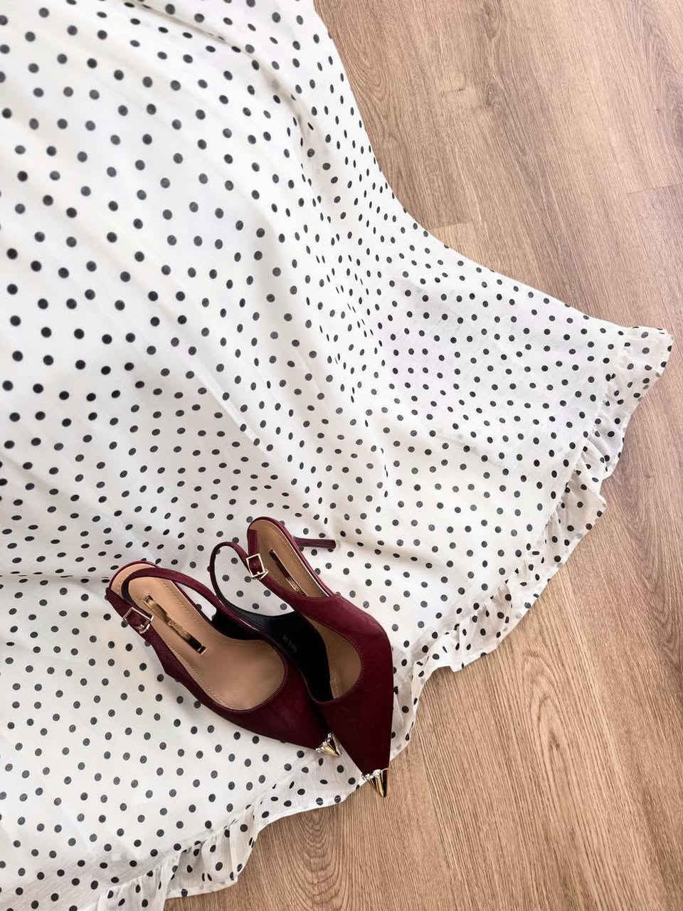 فستان ترند ❤️ شيفون امبطن 
قياسات XXL XL.L.M
بسعر 😘
متوفر توصيل 
واتساب ***********
