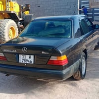مرسيدس 300E • مكينة VVT • رقم بغداد