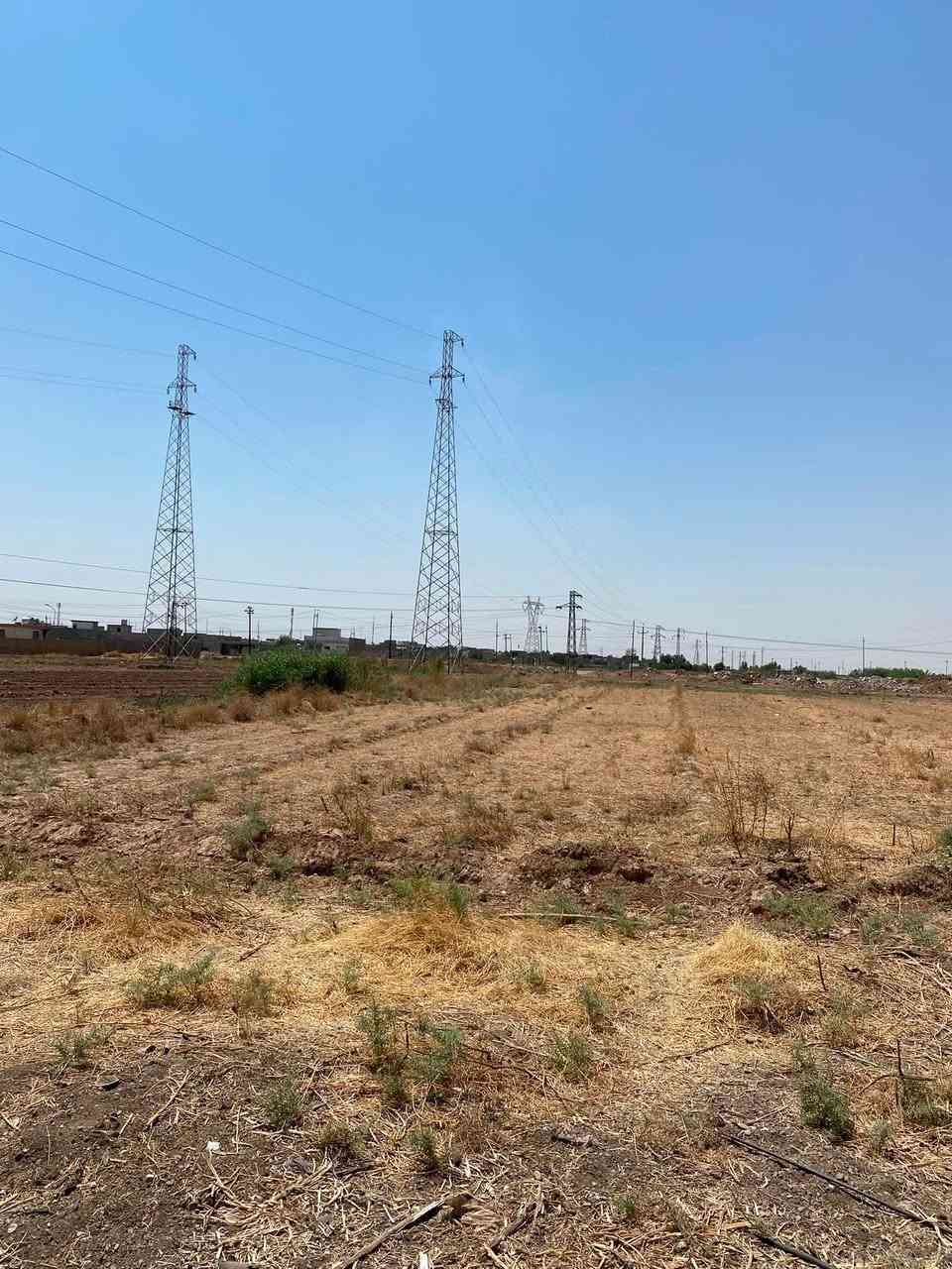 قطع أراضي للبيع سند 25
داخل طوزخورماتو قرب السايلو من جهة المشروع 

المساحة : 200 متر مربع   الواجهة : 10 متر

السعر : 19 مليون وبي مجال

سند 25 اصولي مو رقم بلدية

للتواصل : ***********-*********** 📞

📍عنوان المكتب : الشارع العام مقابل مكتب النائب مهدي تقي آمرلي
