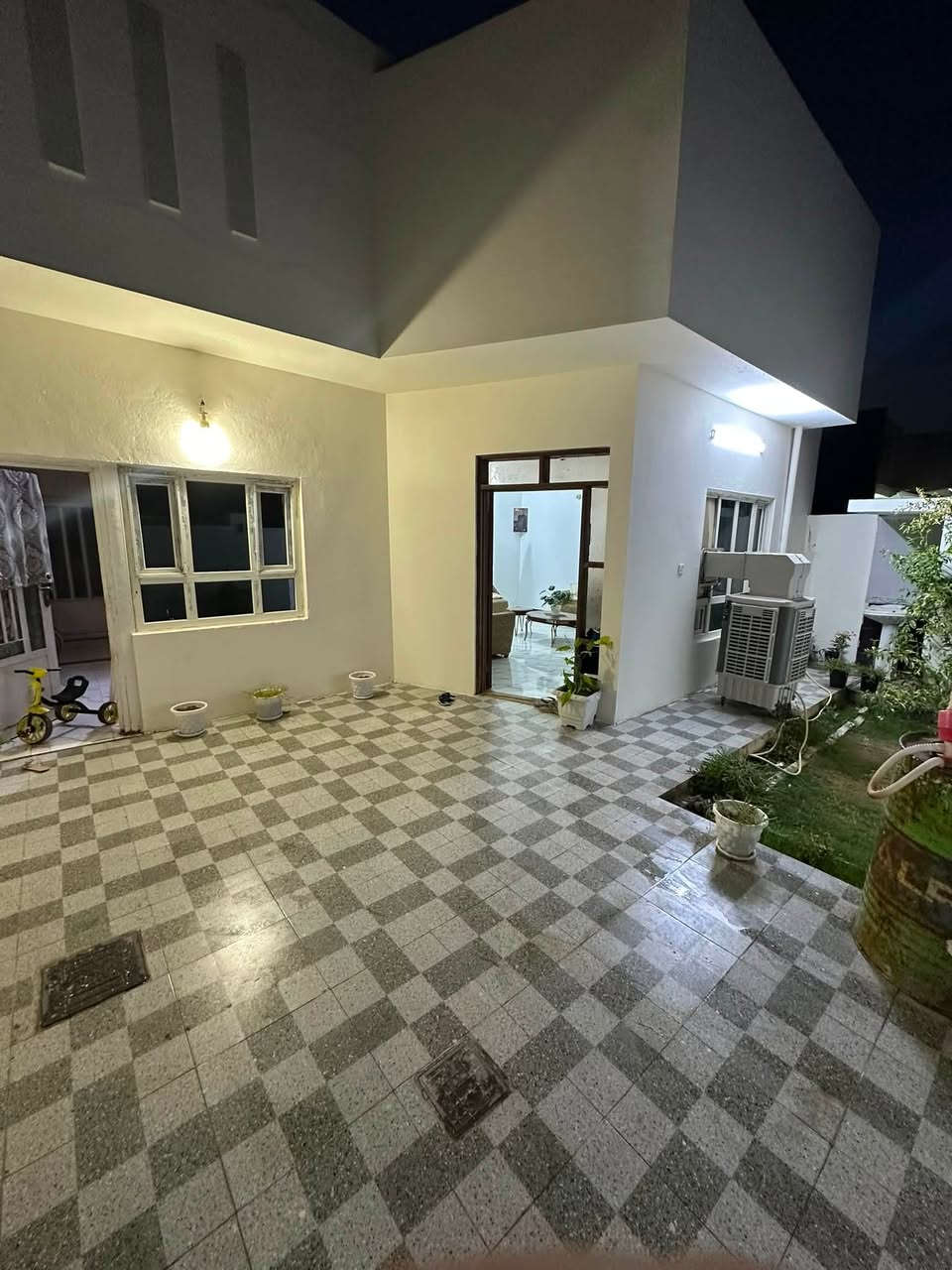 ((بسم الله الرحمن الرحيم))
🏡     🏘      🏚 

#بيت_للبيع         

🔴 جغيفي ثانيه 

مجمع توفيق 

✅المساحة : 150
 
مكون من2 غرف نوم
 صالات 1
ومطبخ 
واستقبال 
حمام عدد2
مناور عدد 2

 🛣 الشارع 🛣🛤 : 10

🗒📑⚖️ نوع الملك : طابو زراعي سند25 

💸💰 السعر  💰💸: 110🔴وبي مجال

للاستفسار : مراجعة 
🥇 مكتب الدليمي 🥇
🩸📍العنوان الجغيفي _نهايت سياج المقبرة على السايد الايمن.                         
                                     
            📱📲  للاتصال :  ميثم*********** 📞☎️

#عقارات_الفلوجة #عقار_للبيع #عقارات_الانبار #عقارات_العراق  #العقار #عقار
#العقار_للبيع #للبيع #بيع #بيت #بيوت #قطعة #قطع
#ارض #

