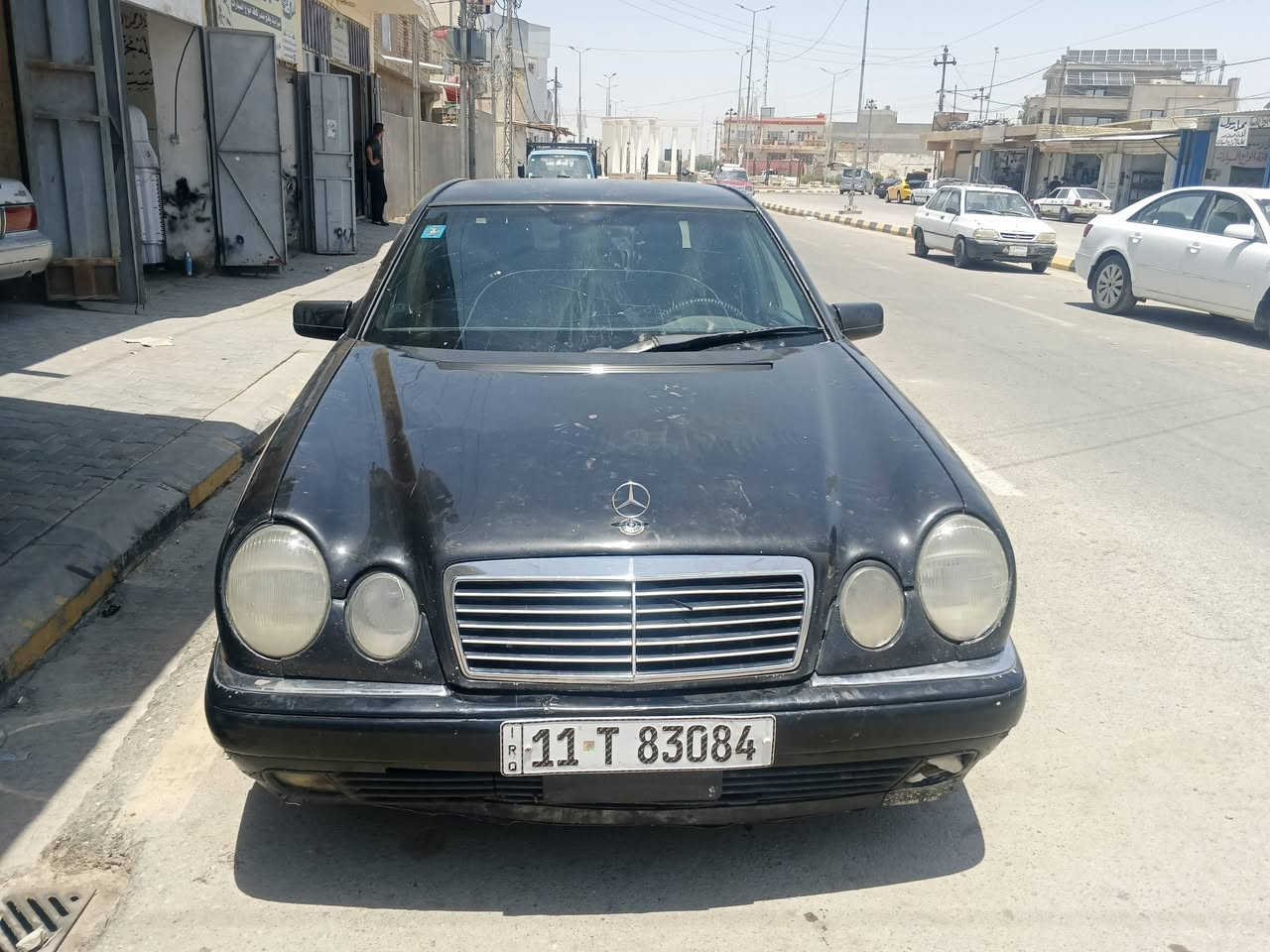 السلام عليكم 
مرسيدس ام عيون 95 بأسمي جاهزه من جميع النواحي حداديه تبريد تخم تاير محرك كير اكسل كفاله عامه مصبوغه حزام فقط للجماليه القماره مابيها صبغ . واسط قضاء الحي ***********
