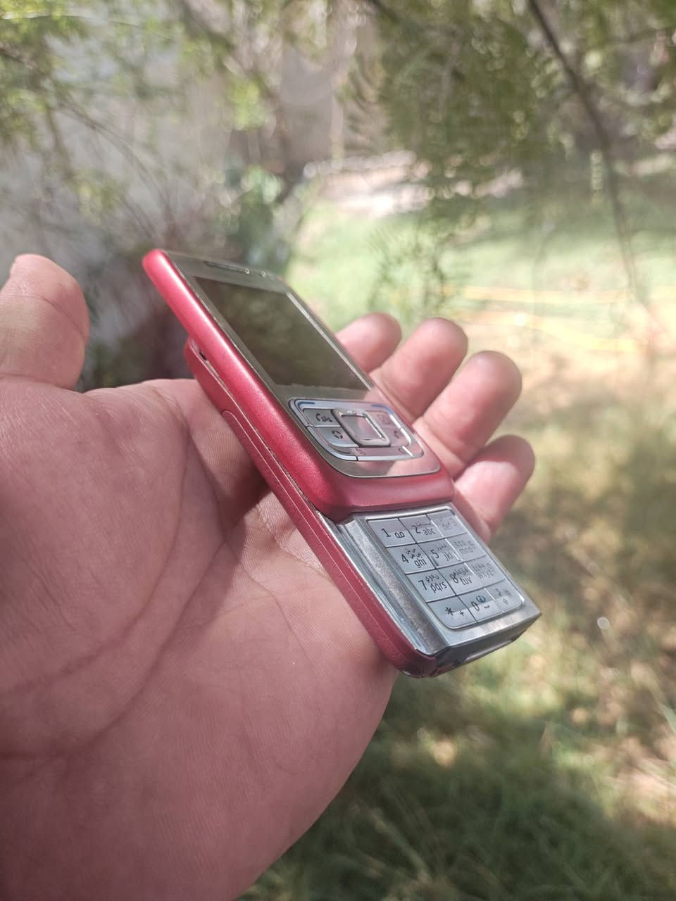 للبيع نوكيا E65 اصلي كفاله نضيف مكاني البصره يوجد توصيل للمحافضات ***********
