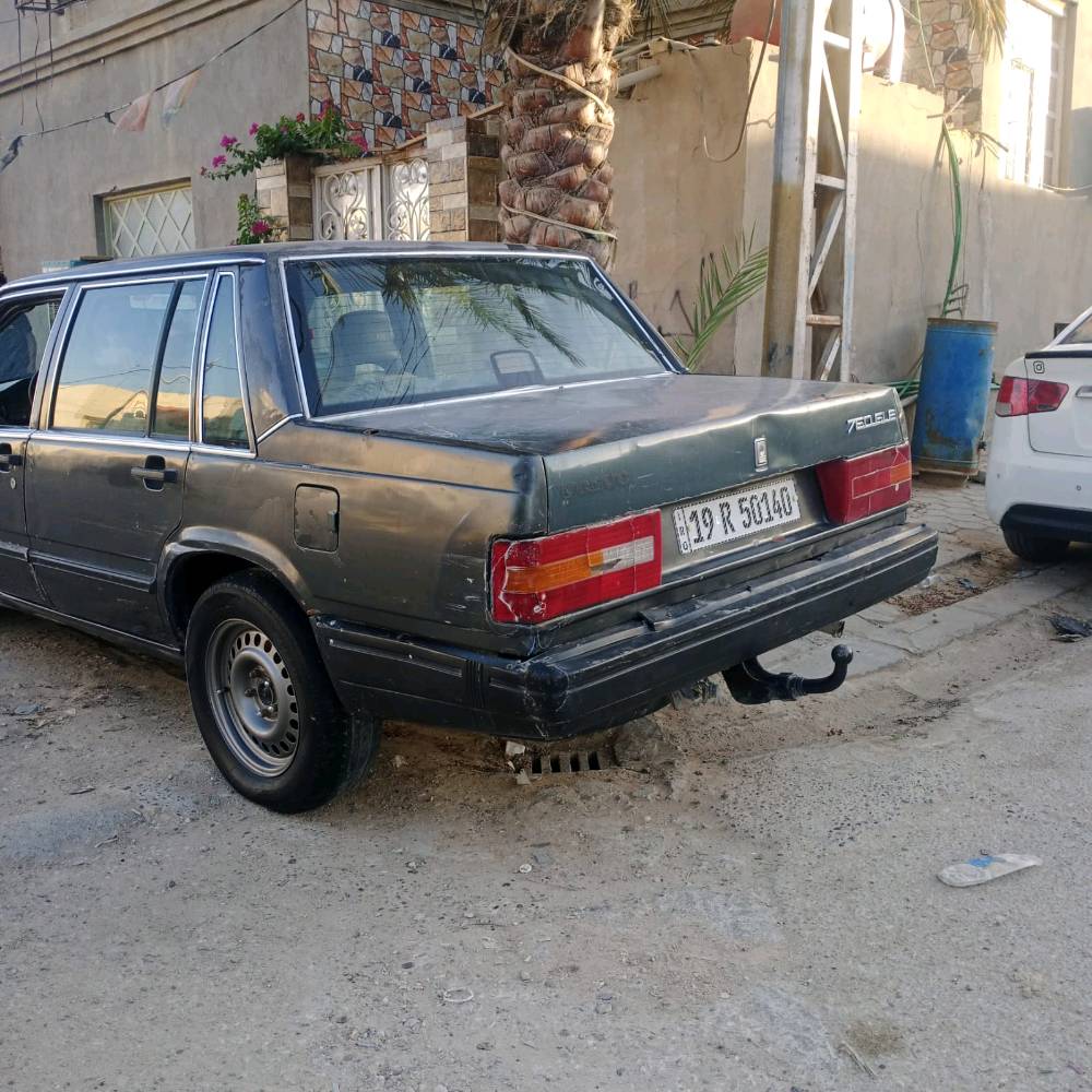 فولفو ٩٠ • محرك وكير • نجف