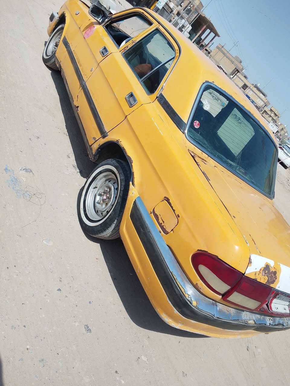 فولكا 2003رقم بغداد محوره كله 14سيدان  شرط الوكاله
مكينه ونجي كير نظيف المكينه نص ستاو الصور احلئ من الواقع
كهربائيات كله شغاله 
وبيه خبيزه وحك هوه الله 😀
السعر.  15 ورقه وبيه مجال بعد 
الشطره
***********

